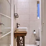 Stylish Typical Maltese Getaway Close To The Sea Sliema