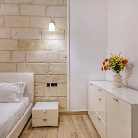 Lägenhet Stylish Typical Maltese Getaway Close To The Sea *