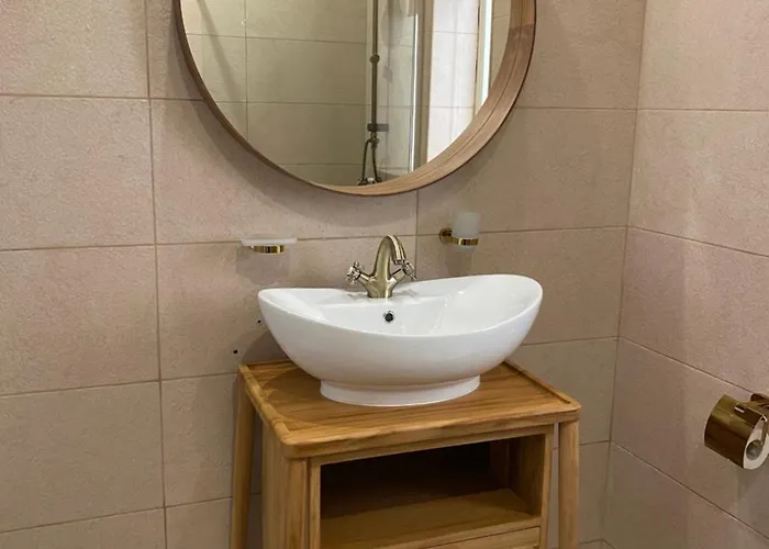 Stylish Typical Maltese Getaway Close To The Sea *