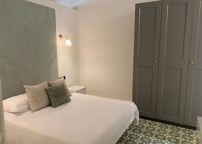 Stylish Typical Maltese Getaway Close To The Sea Sliema